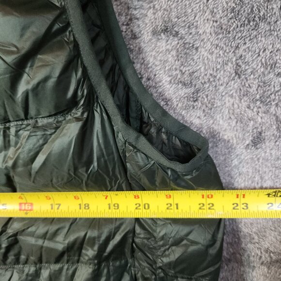 UNIQLO Ultra Light Down Vest Lightweight Green Large Zip Pockets w/bag Outdoor - Picture 5 of 8